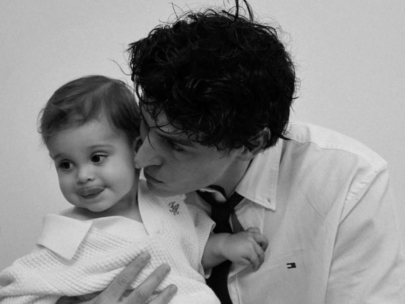 Nacho Yanes: el influencer que celebra su cumpleaños consolidado como referente de estilo… y como&nbsp;padre