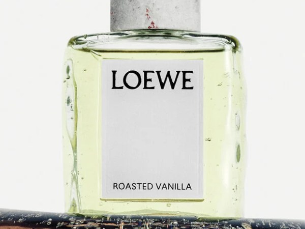 La nueva colonia de LOEWE que huele a vainilla&nbsp;tostada