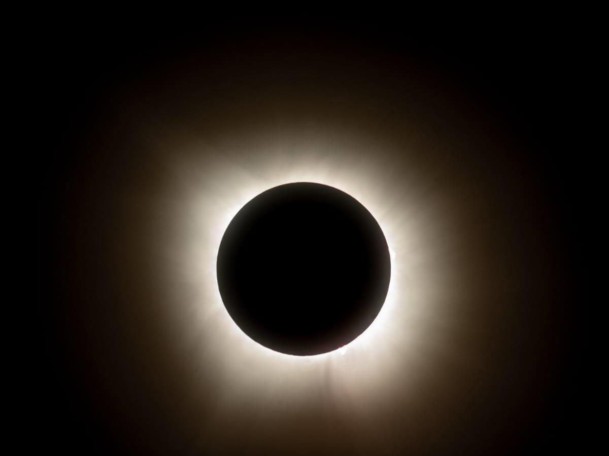 Así puedes vivir el eclipse total de Sol desde un barco en el&nbsp;Mediterráneo