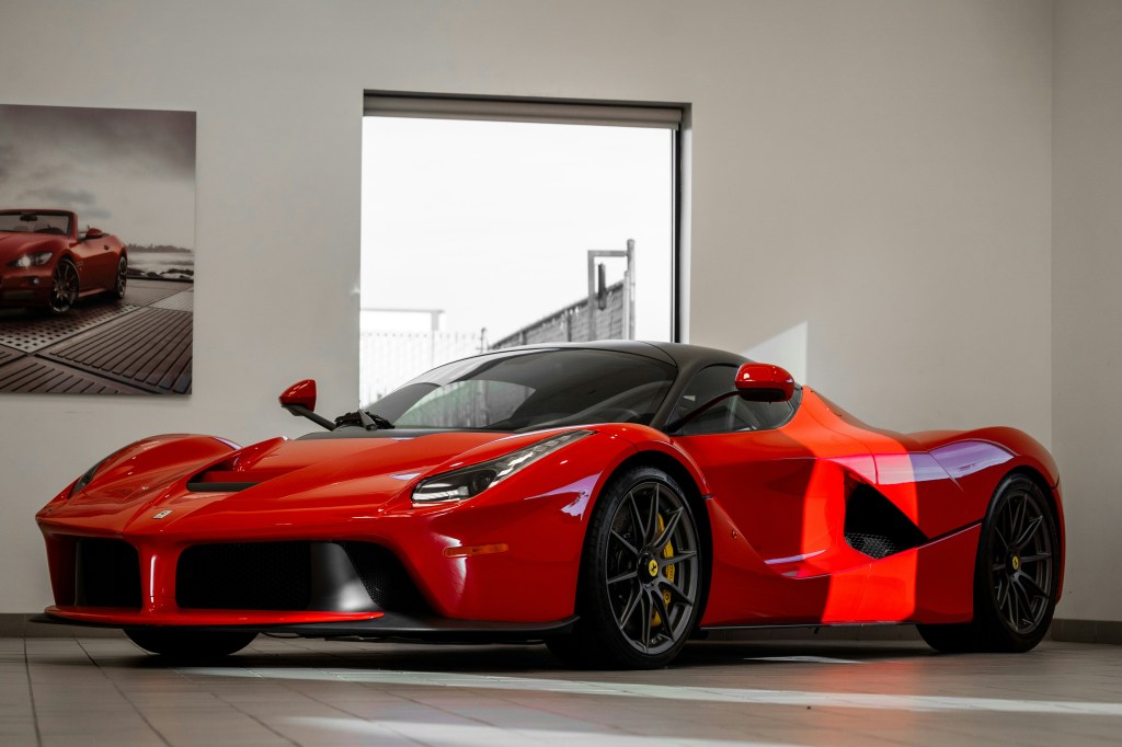 Ferrari puede vetarte como cliente: esta es la&nbsp;razón