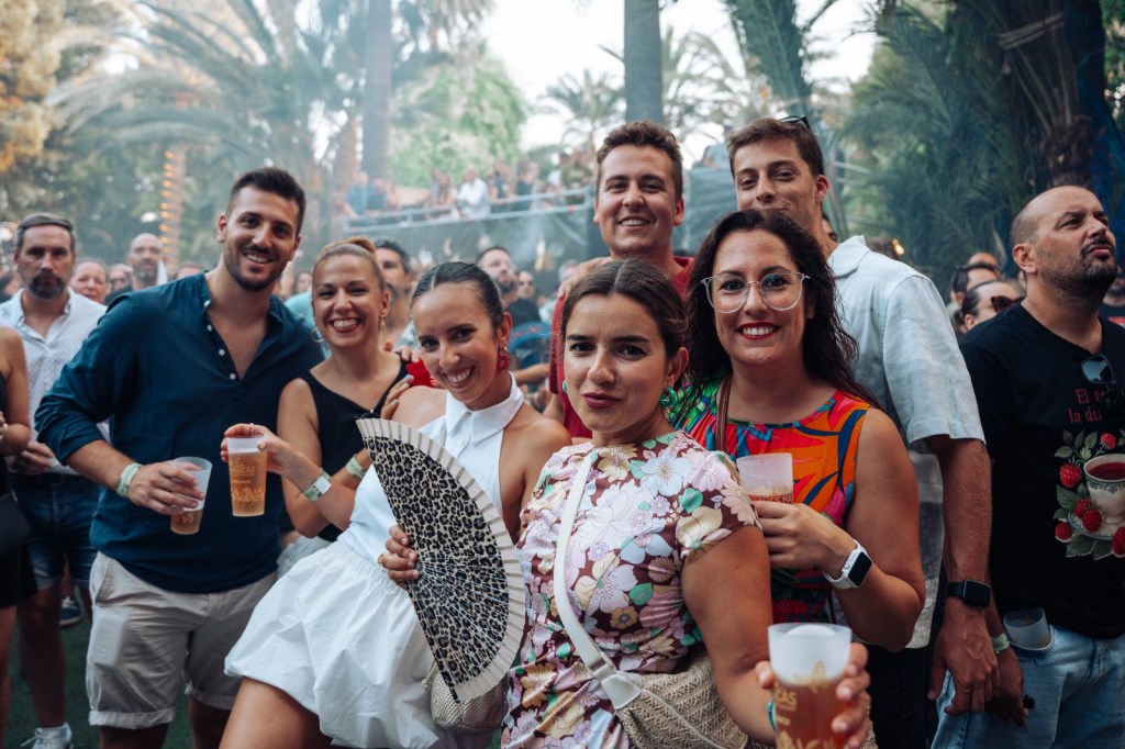 Personas de fiesta